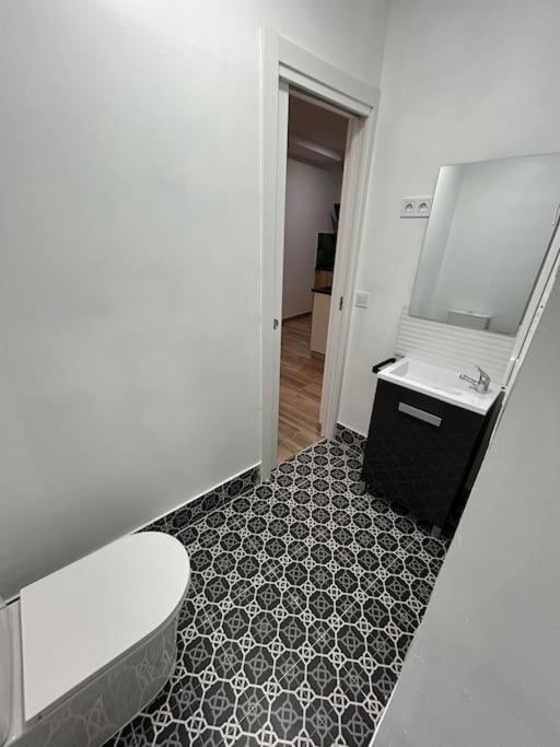 Apartamento Recien Reformado Con 5 Habitaciones Y 3 Banos Madrid Bagian luar foto