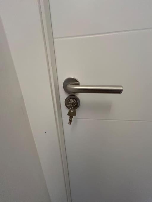 Apartamento Recien Reformado Con 5 Habitaciones Y 3 Banos Madrid Bagian luar foto